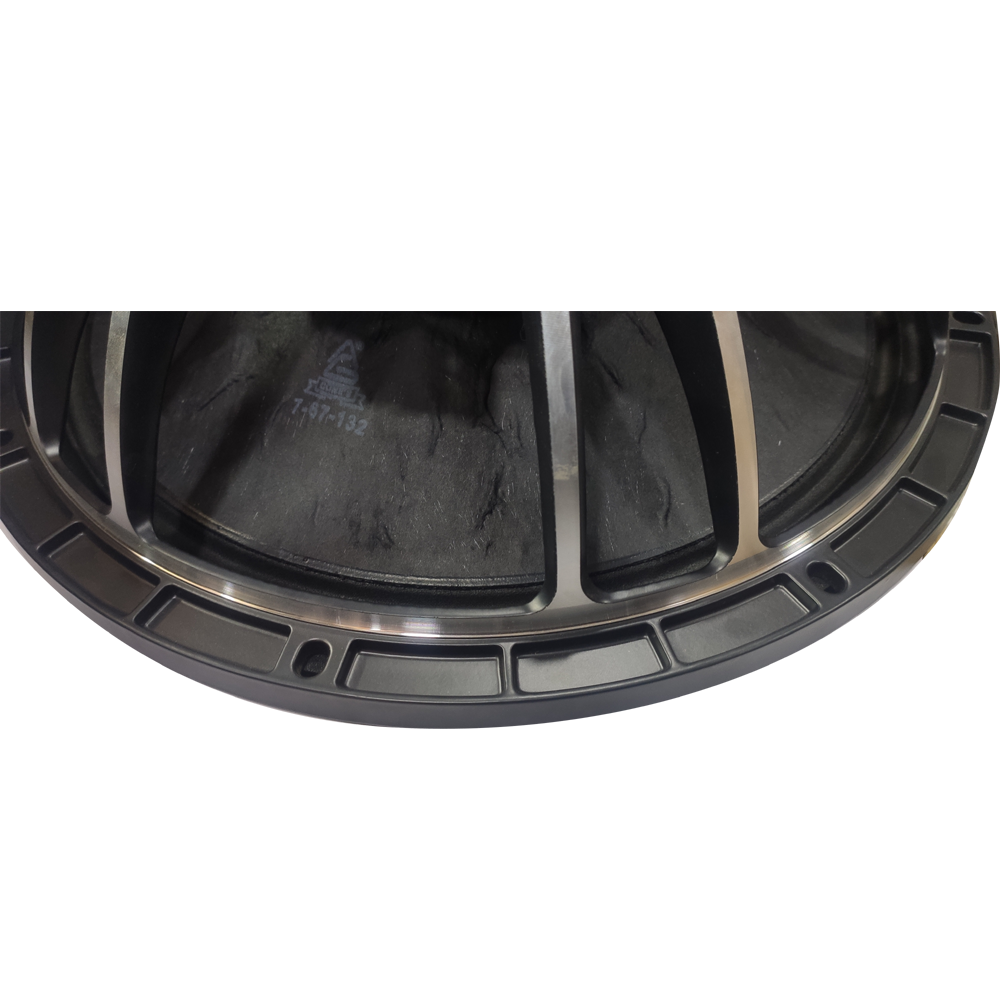 15 INCH , 600 W  DOUBLE MAGNATE